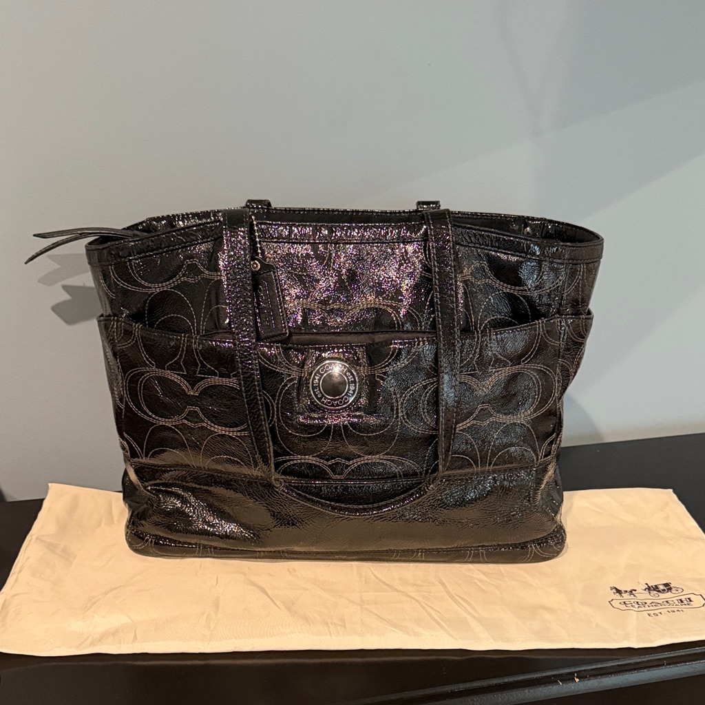 Coach Xl Patent Leather Signature Stitched C Diaper Tote Bag